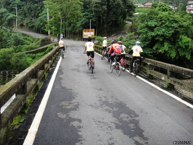 (照片)20100725鐵國山硬陡行暨中華電信減碳愛地球無車日活動
