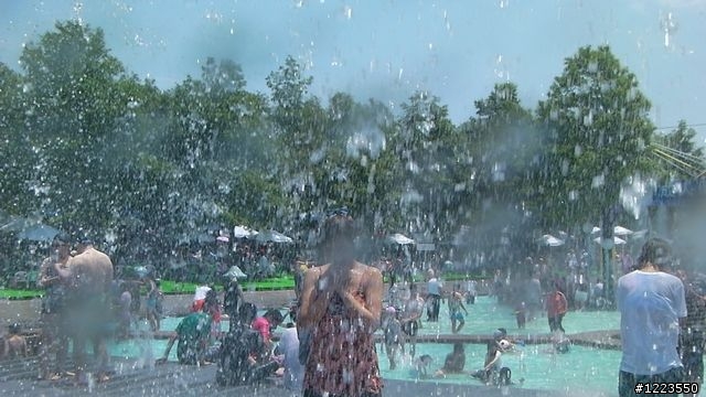 [超不專業開箱文] 防水 Full HD：Sanyo VPC-CA100＊9/30新增相片