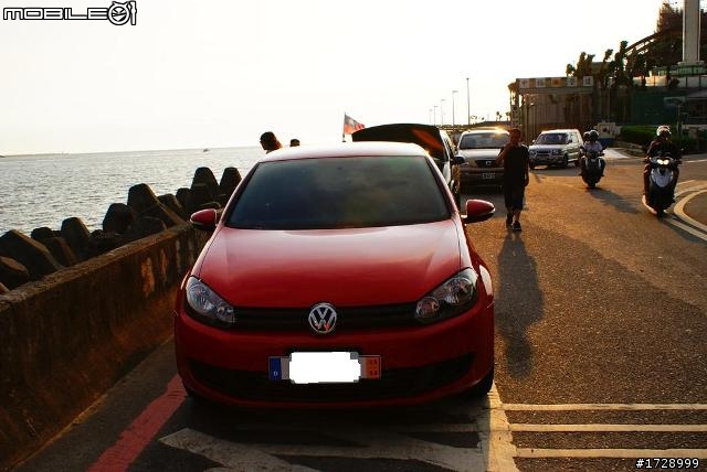 [簡易開箱] VW Golf 1.6 TL(紅)