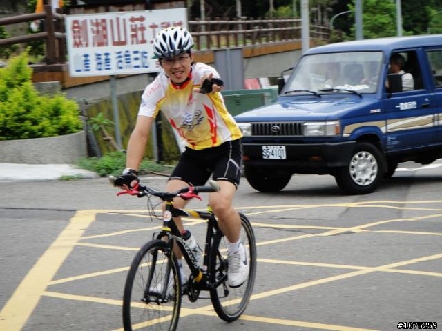 (照片)20100725鐵國山硬陡行暨中華電信減碳愛地球無車日活動