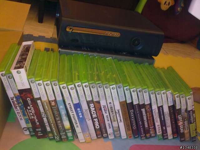[求助]XBOX360黑色旗艦版三紅燈不讓換機~ 硬說我少個螺絲所以有改機~ 又不肯說是少哪個螺絲~
