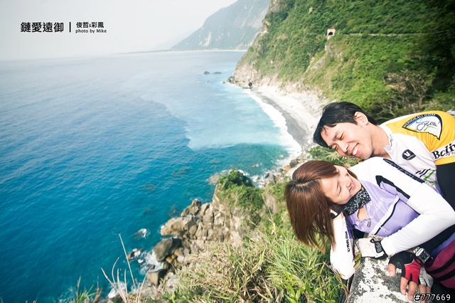 一對夫妻的蜜月環島