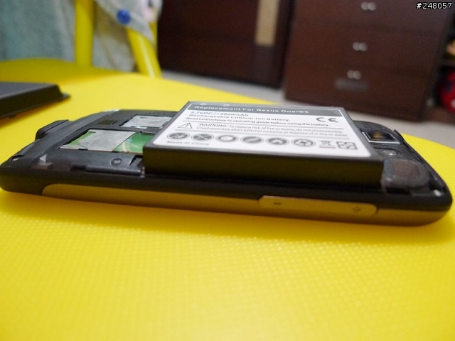 HTC Desire 他牌厚電  不專業開箱文
