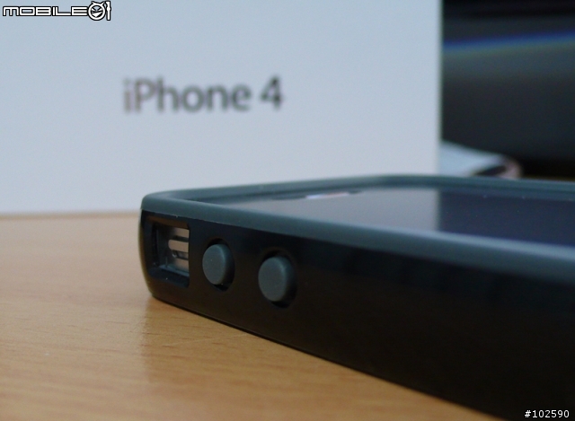 iPhone 4 + 保護殼 + 螢幕保護貼 (9/10 更新Apple原廠bumper)