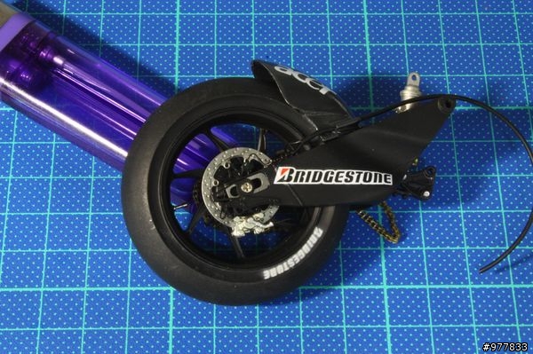 落落長之 YAMAHA YZR-M1 打造過程 (警告:圖多)