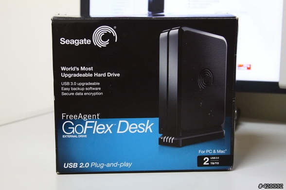 [開箱] 我也敗入大容量外接硬碟了 - Seagate FreeAgent GoFlex Desk
