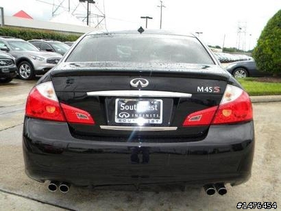 INFINITI M35 尾翼