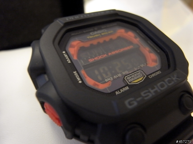 [簡單開箱 ] 卡西歐 G-SHOCK GXW-56 太陽能六局電波時計