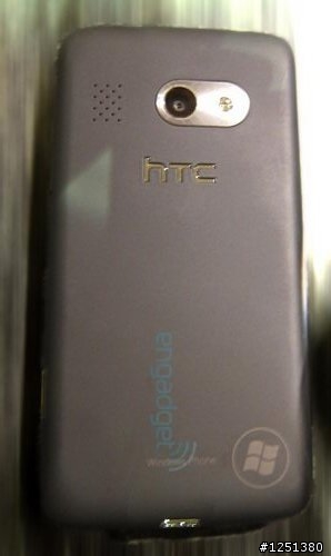 HTC 搭載 Windows Phone 7 謎樣機照片露出!!!