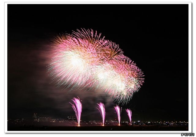 2010日本花火第四彈：「EXCITING花火 第35回江戸川区花火大会」