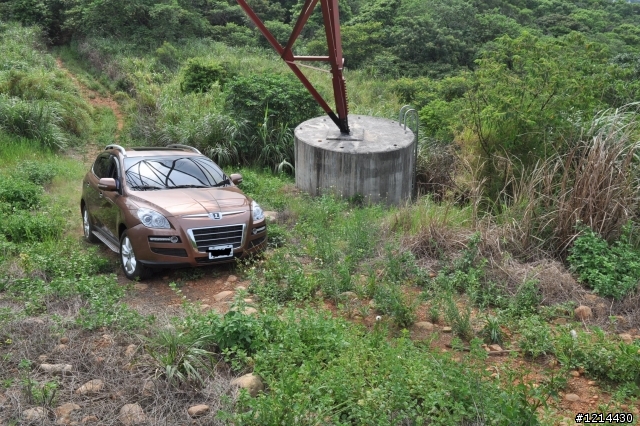 luxgen7suv挑戰極限深度off-road