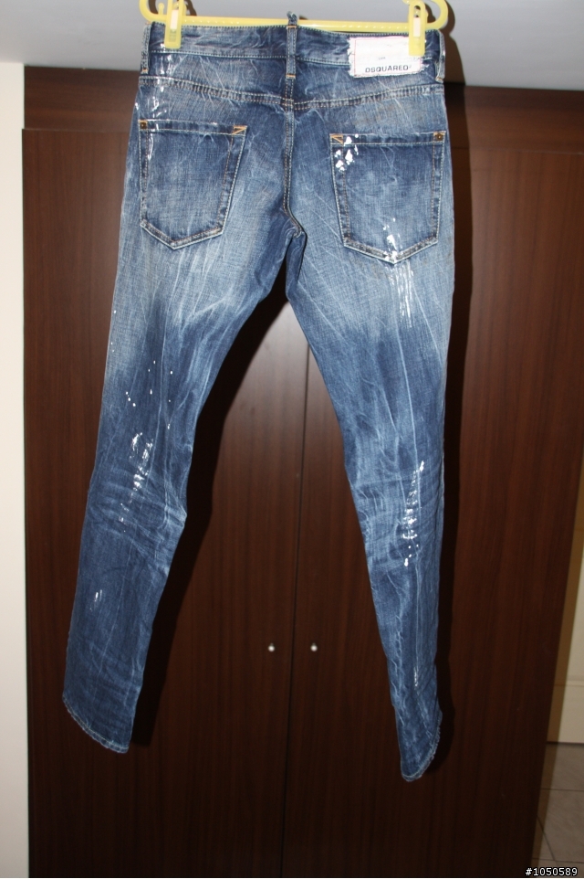 2010早秋 Dsquared2 牛仔褲喔