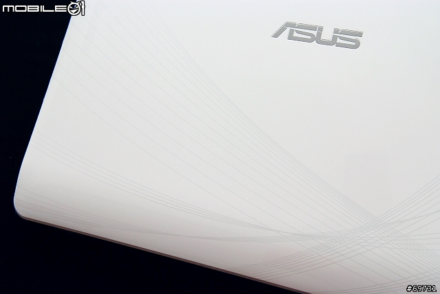 《 熊寶貝 》飛舞的白色羽翼 ASUS A40JE