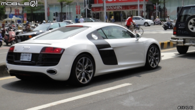 2010.8.21 高雄街頭獵捕Audi R8