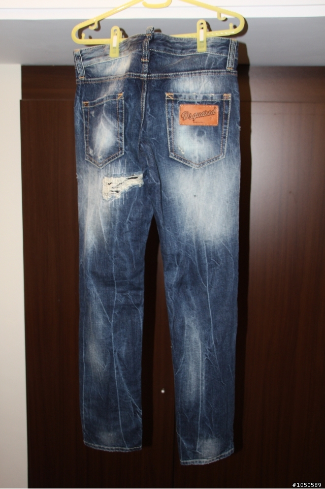2010早秋 Dsquared2 牛仔褲喔