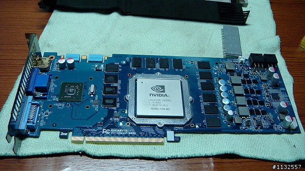 GTX260 重塗散熱膏的效果