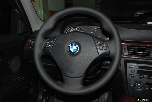 E90方向盤翻新 真牛皮 加粗 加跑車凸點