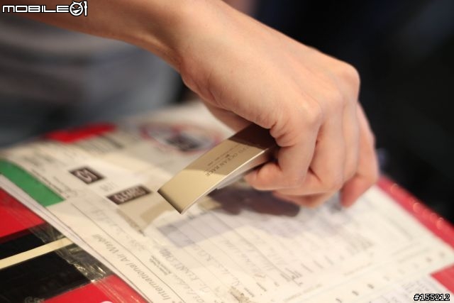 iPhone 4＆麋鹿 港版入荷（純粹賞圖）