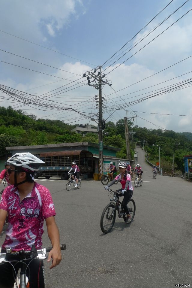 [分享]水圳古道慶生會-硬陡、清涼、玩瘋啦!!