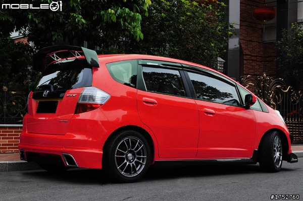 < 分享 > FIT 極緻改裝成 JS Racing Style 開箱文