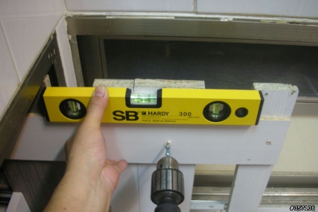 用系統櫃剩料 DIY 隱藏式垃圾桶...川湖新產品 3M89