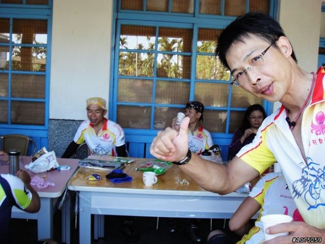 (照片)20100815龍王山泡茶行