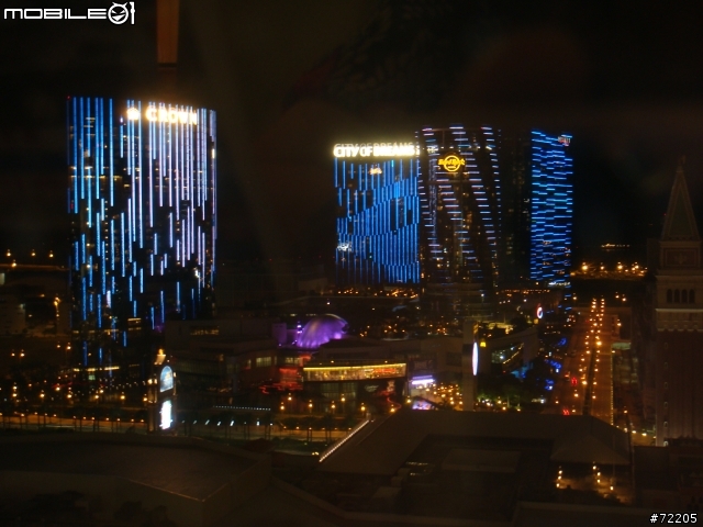 為何夜景會這樣？