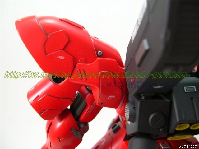 HGUC  SAZABI  裝甲改造!!!