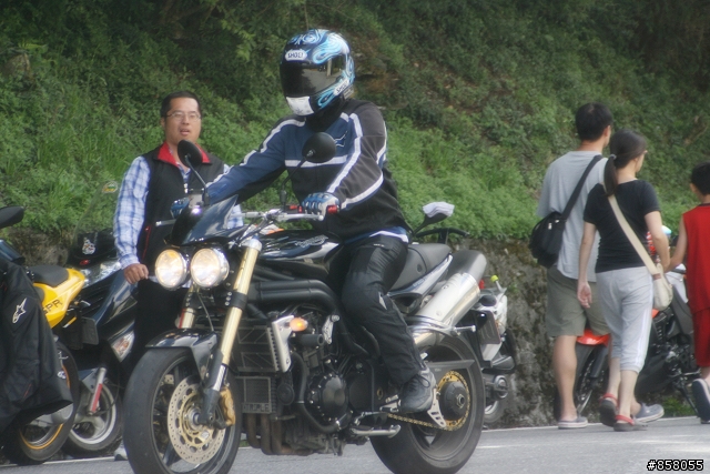 小黃阿鋒盃平安簽到處