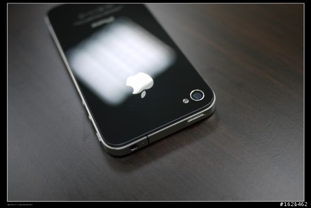 (開箱) iPhone 4 美版32G開箱! icon畫質/遊戲解析度問題