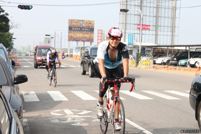 2010.09.03新增-2010.08.22 環台中100K拉力賽-車友照片(鯉魚潭轉140縣道&航空站補給站前)(持續新增中,請耐心等候~謝謝大家)