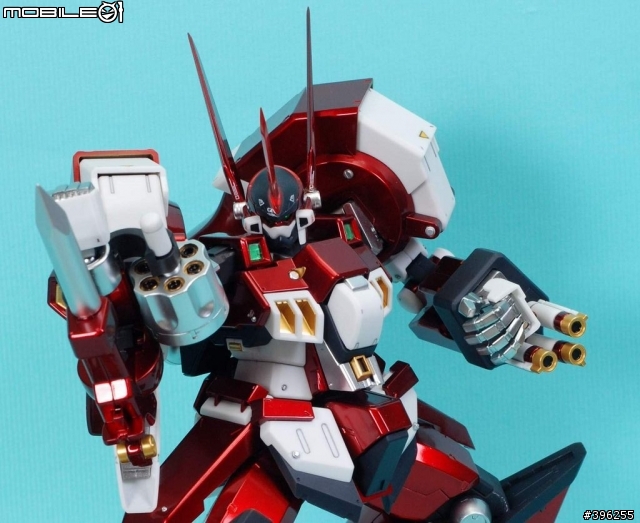 【心得】【作品分享】紅色就是王牌!非專業製作 1/100 Alteisen 異色版 SOLO秀