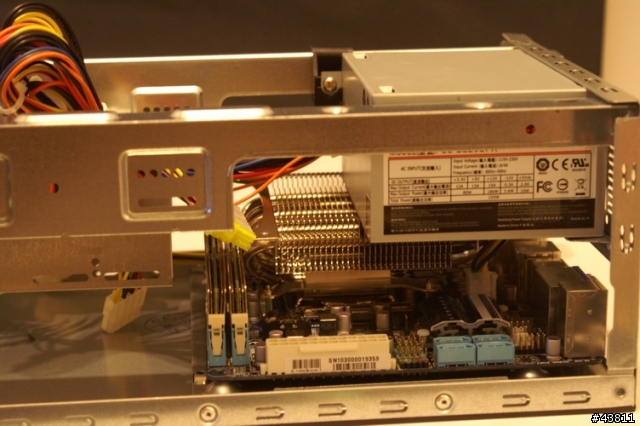 H55N-USB3 + Prolimatech Samuel 17 + Thermaltake Element Q = HTPC 迷你大合體...