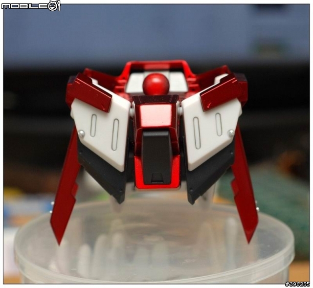 【心得】【作品分享】紅色就是王牌!非專業製作 1/100 Alteisen 異色版 SOLO秀