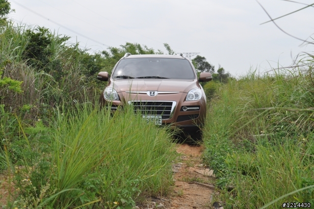 luxgen7suv挑戰極限深度off-road