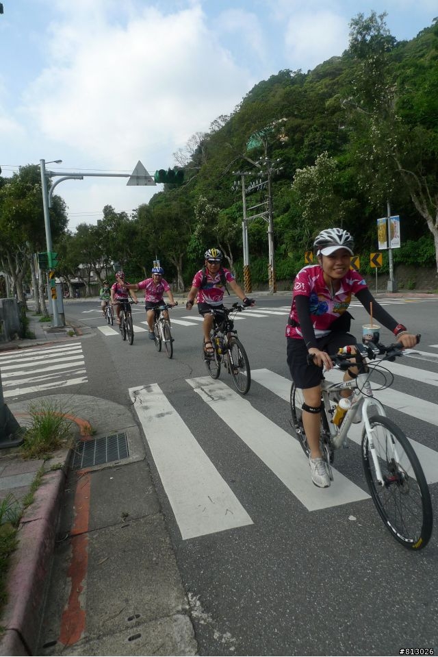 [分享]水圳古道慶生會-硬陡、清涼、玩瘋啦!!