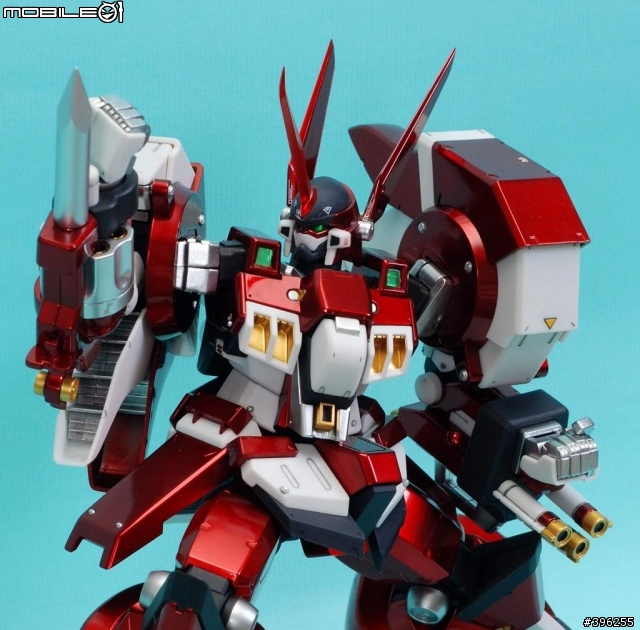【心得】【作品分享】紅色就是王牌!非專業製作 1/100 Alteisen 異色版 SOLO秀