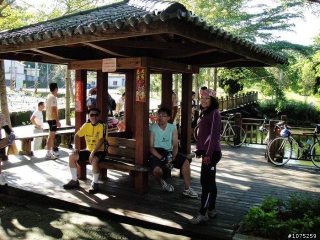(照片)20100815龍王山泡茶行