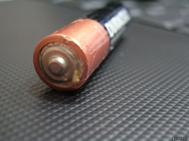 金頂 金頂電池爆湯了~~