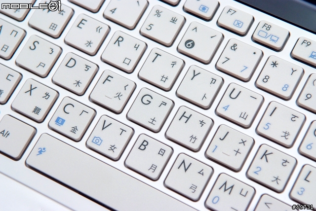 《 熊寶貝 》飛舞的白色羽翼 ASUS A40JE