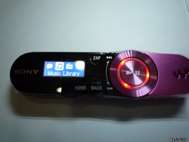 新入手~SONY NWZ-B153F/P 4G