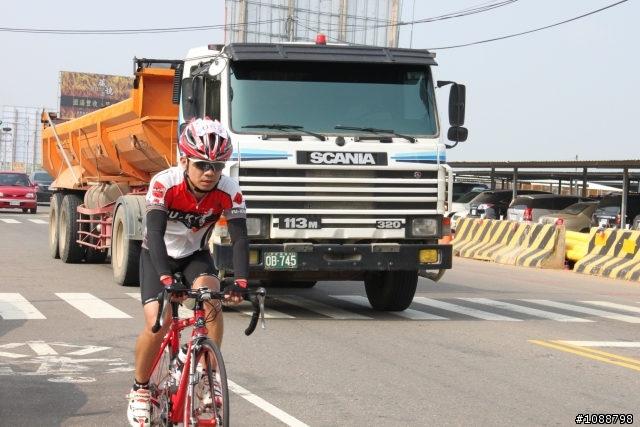 2010.09.03新增-2010.08.22 環台中100K拉力賽-車友照片(鯉魚潭轉140縣道&航空站補給站前)(持續新增中,請耐心等候~謝謝大家)