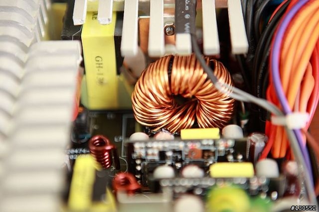 [開箱]CoolerMaster金牌模組PSU 1200W 簡介及測式