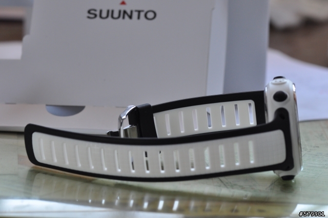 [開箱] Suunto D4 潛水電腦錶 白色款