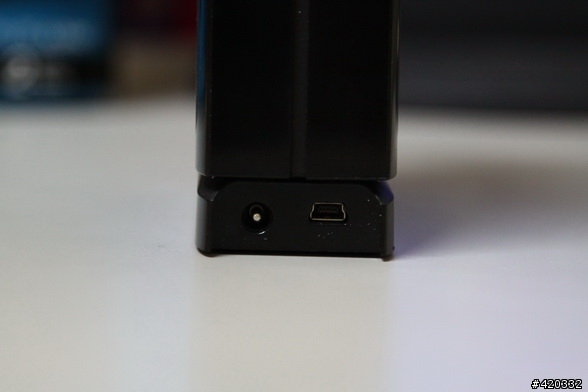[開箱] 我也敗入大容量外接硬碟了 - Seagate FreeAgent GoFlex Desk