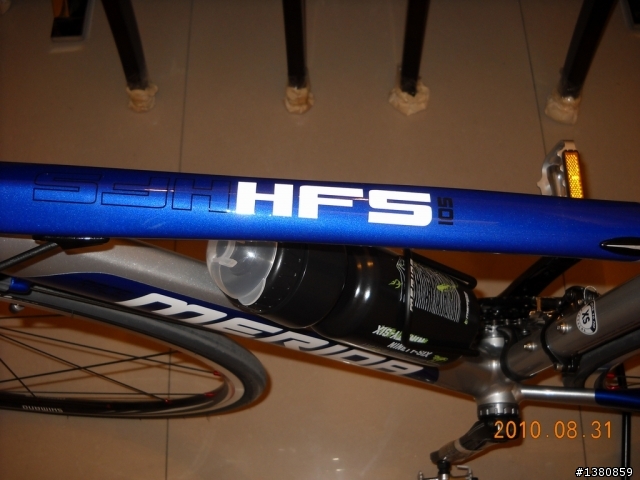超不專業開箱文--新手的第一台公路車---美利達 HFS-105