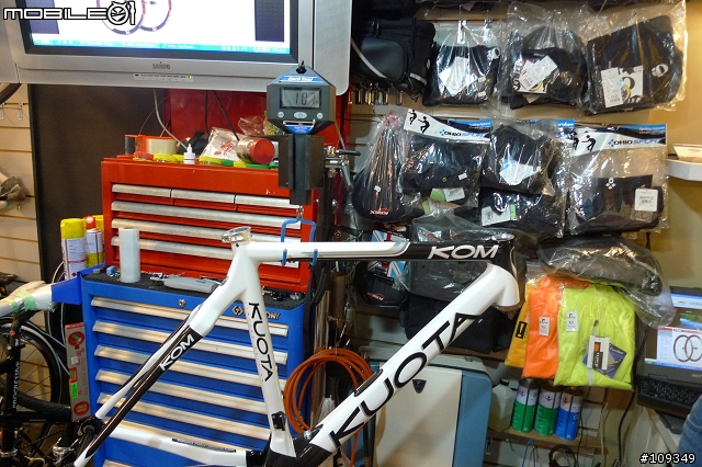遲到了快一個月的SRAM Force + KUOTA KOM開箱及組車文