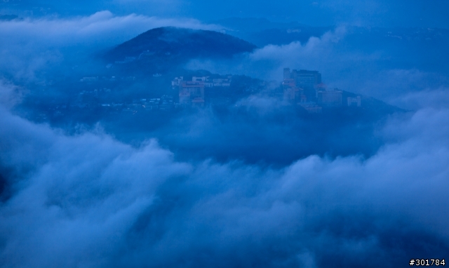 [分享] 大屯山之夕陽.火燒雲.下雨.雲海.彩虹奇景