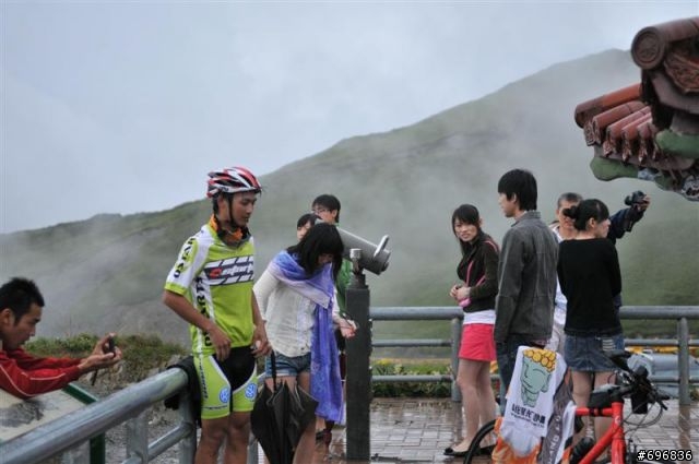 99/8/28-29在武嶺/日月潭騎單車的人-來領取照片囉!