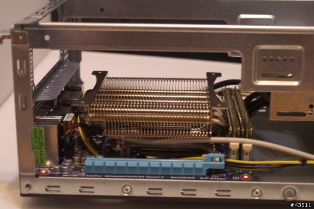 H55N-USB3 + Prolimatech Samuel 17 + Thermaltake Element Q = HTPC 迷你大合體...
